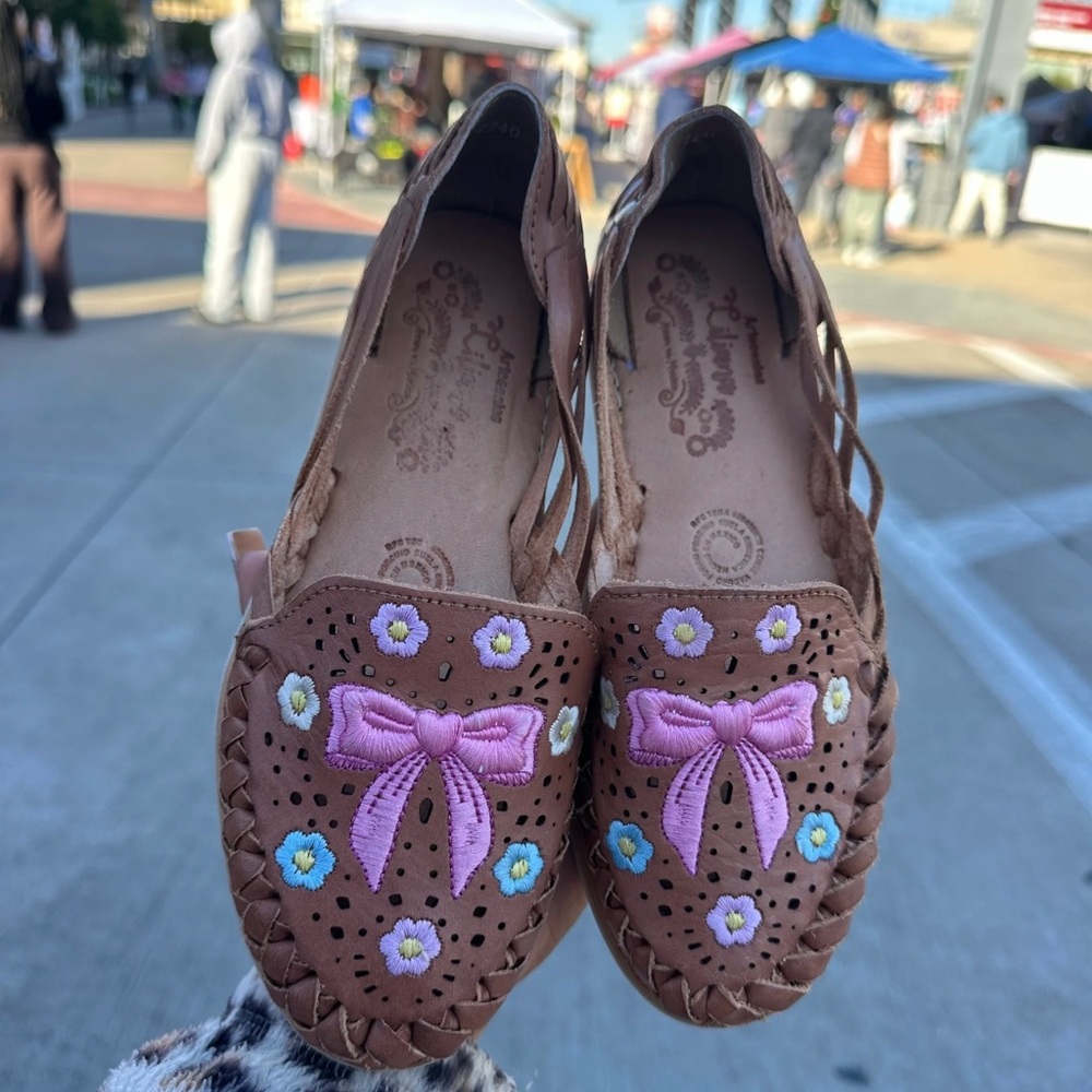 Brown Embroidered Women's Shoes